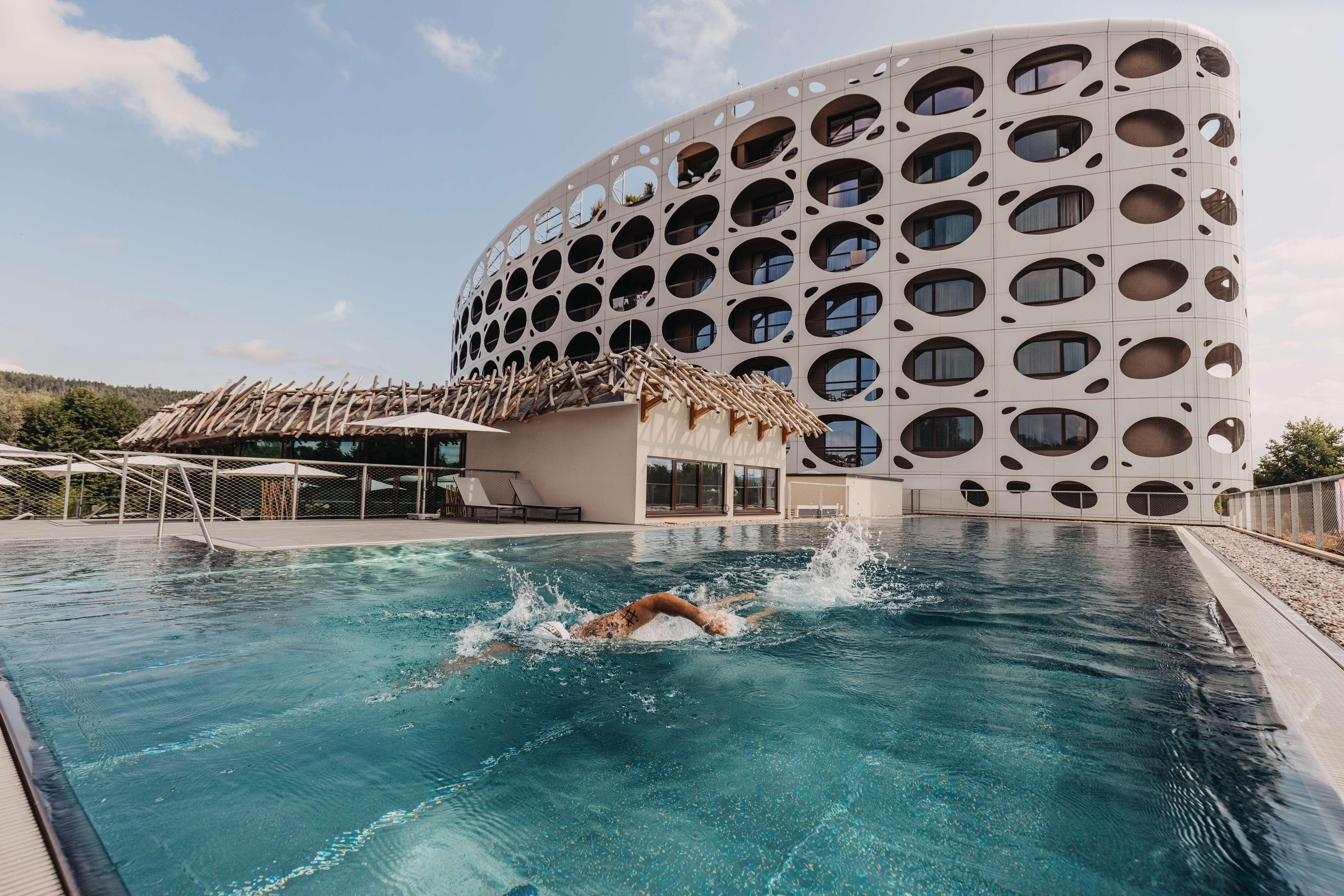 シーパーク ホテル コングレス&スパ クラーゲンフルト エクステリア 写真